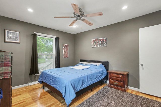 2056 Arnold Avenue SW, Wyoming, MI 49418