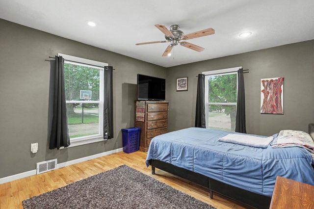 2056 Arnold Avenue SW, Wyoming, MI 49418