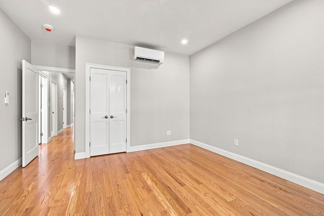 517 E 3rd 1, Boston, MA 02127