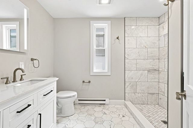517 E 3rd 1, Boston, MA 02127