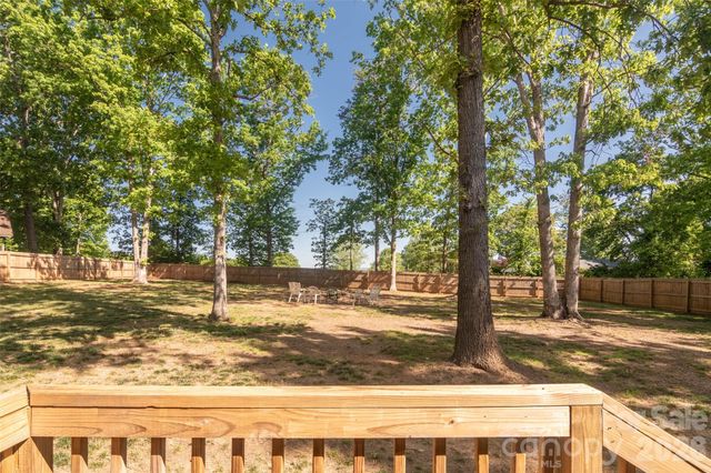 3973 Berry Creek Circle, Granite Falls, NC 28630