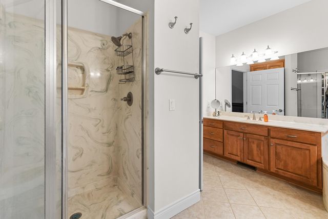 807 Silvercliff Way, Branson West, MO 65737