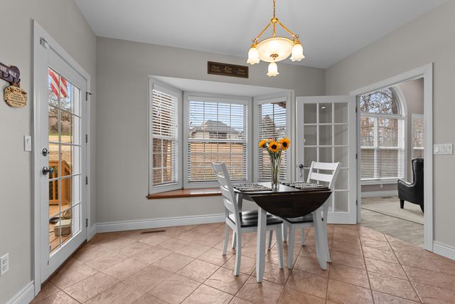 807 Silvercliff Way, Branson West, MO 65737