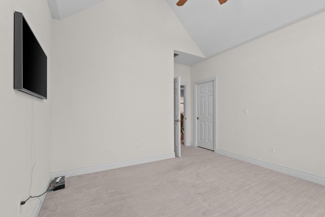 807 Silvercliff Way, Branson West, MO 65737