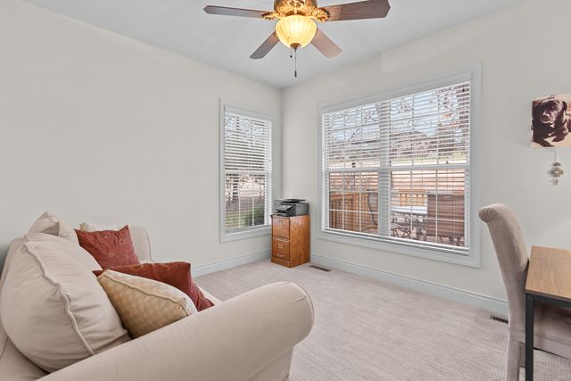 807 Silvercliff Way, Branson West, MO 65737