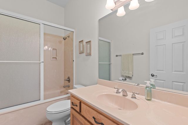 807 Silvercliff Way, Branson West, MO 65737