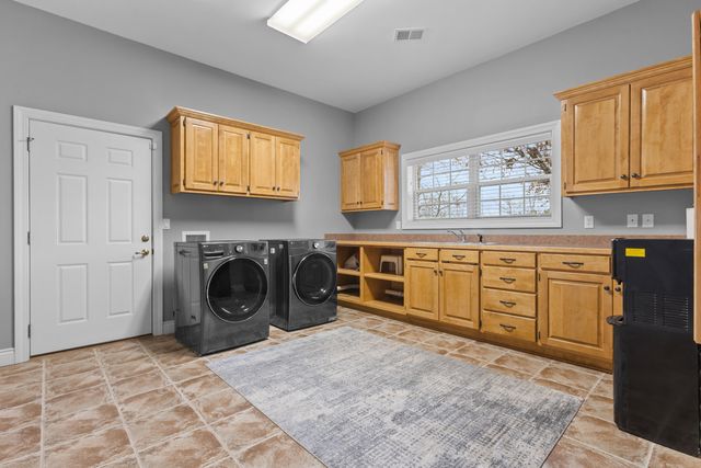 807 Silvercliff Way, Branson West, MO 65737