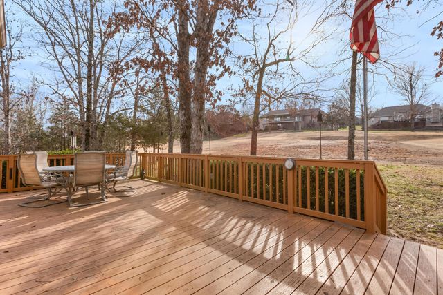 807 Silvercliff Way, Branson West, MO 65737