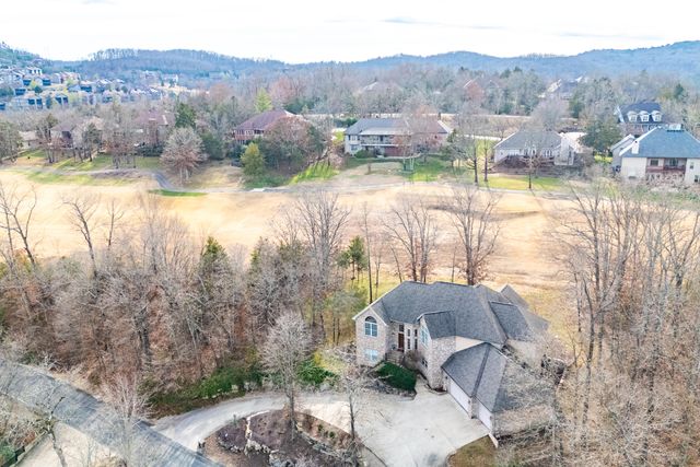 807 Silvercliff Way, Branson West, MO 65737