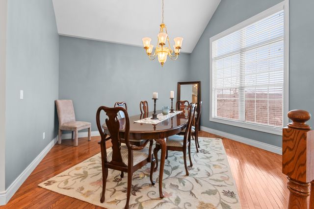 807 Silvercliff Way, Branson West, MO 65737