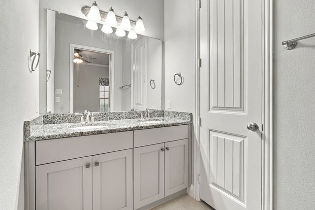 931 Whitehall Drive, Richardson, TX 75081