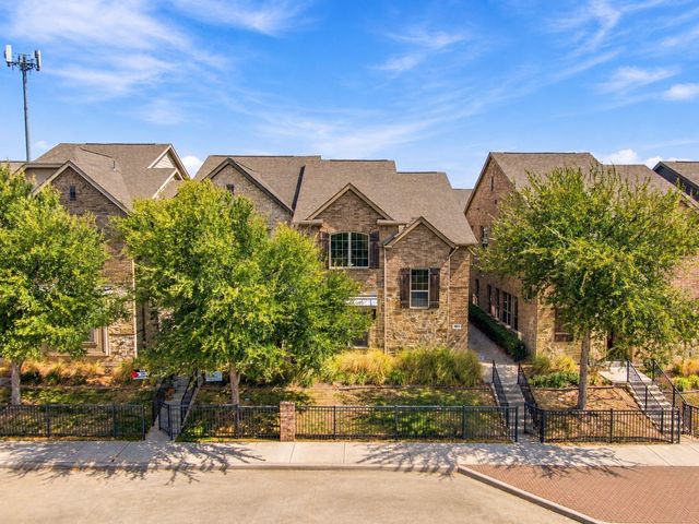931 Whitehall Drive, Richardson, TX 75081