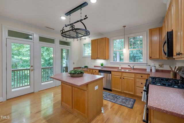 4831 Crestmore Road #202, Raleigh, NC 27612
