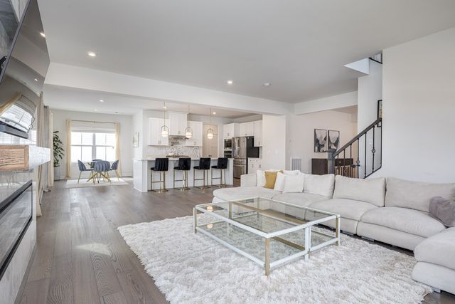 807 Raintree Dr, Smyrna, TN 37167