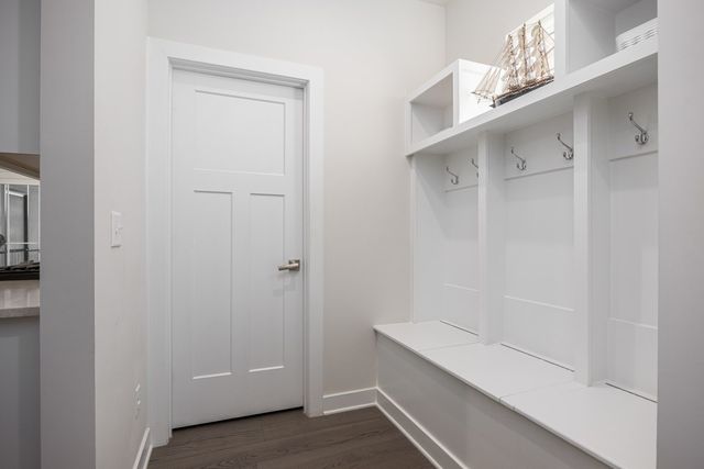 807 Raintree Dr, Smyrna, TN 37167