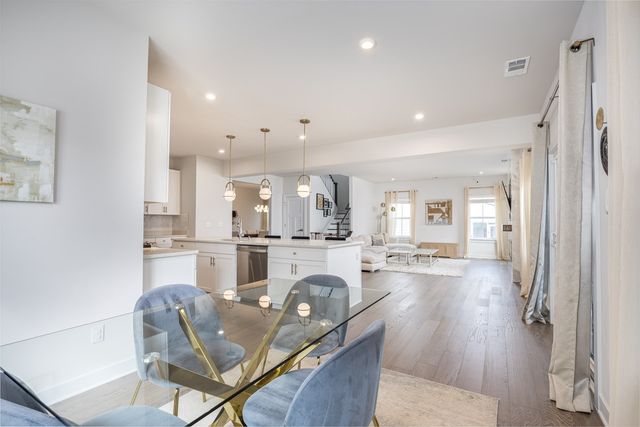 807 Raintree Dr, Smyrna, TN 37167