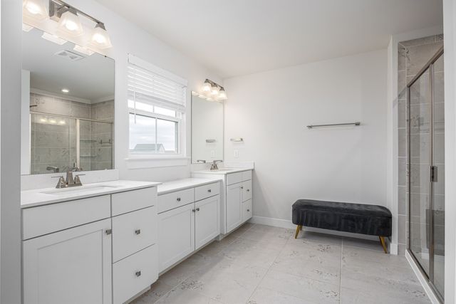 807 Raintree Dr, Smyrna, TN 37167