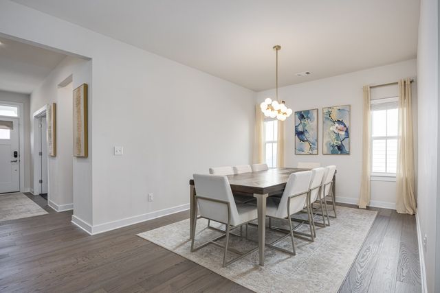 807 Raintree Dr, Smyrna, TN 37167