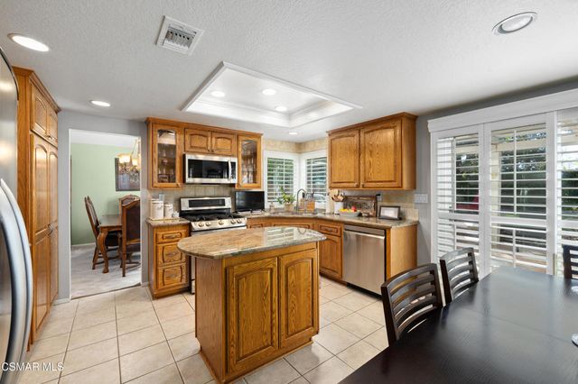 2649 Rikkard Drive, Thousand Oaks, CA 91362
