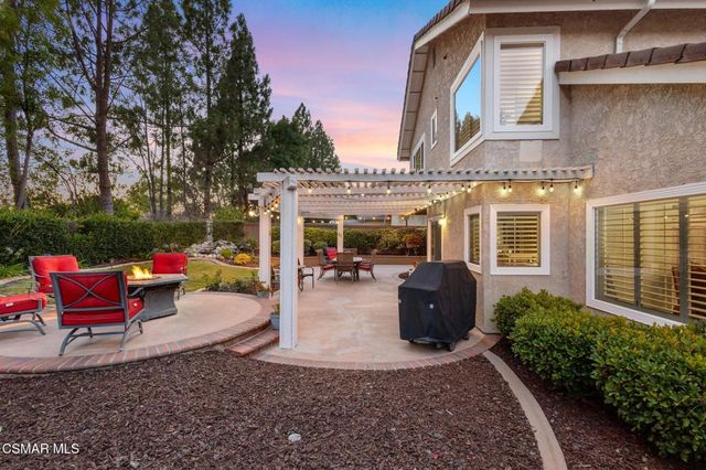 2649 Rikkard Drive, Thousand Oaks, CA 91362