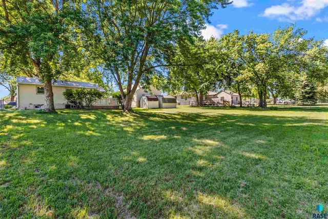 1708 N Mable Ave, Sioux Falls, SD 57103