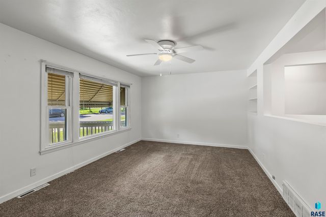 1708 N Mable Ave, Sioux Falls, SD 57103