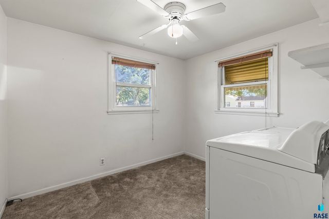 1708 N Mable Ave, Sioux Falls, SD 57103
