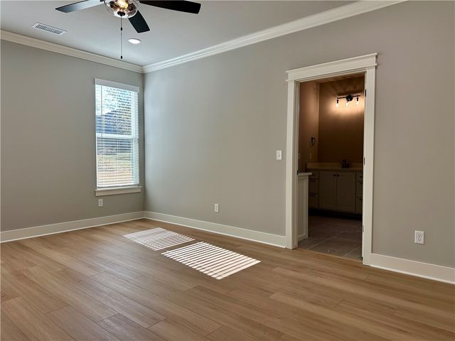 7 Dundonald Lane, Bella Vista, AR 72715