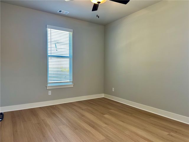 7 Dundonald Lane, Bella Vista, AR 72715