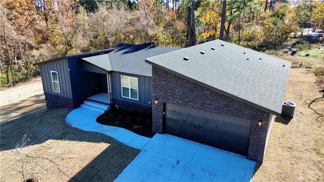 7 Dundonald Lane, Bella Vista, AR 72715