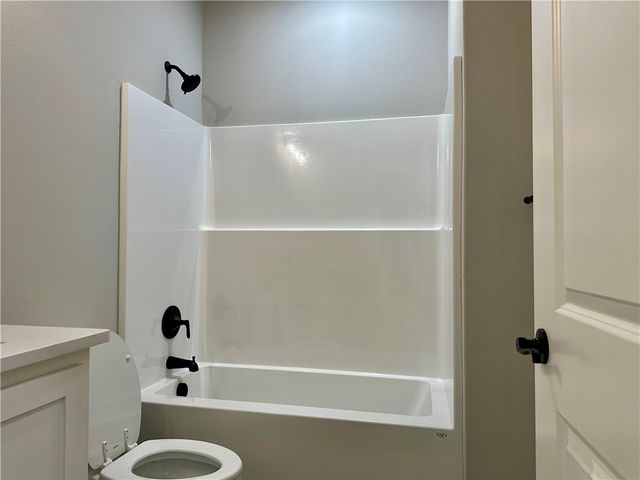 7 Dundonald Lane, Bella Vista, AR 72715