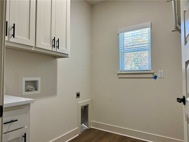 7 Dundonald Lane, Bella Vista, AR 72715