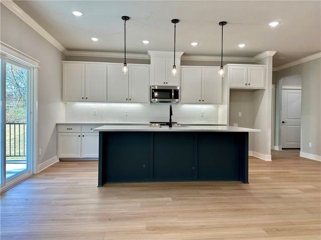 7 Dundonald Lane, Bella Vista, AR 72715