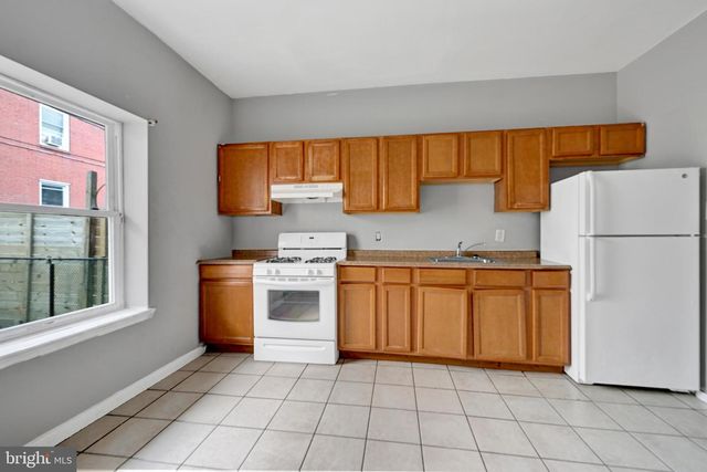 3312 MCELDERRY ST, Baltimore, MD 21205