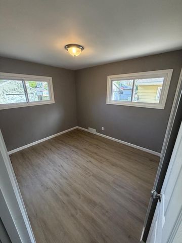 4554 49th STREET, Milwaukee, WI 53218
