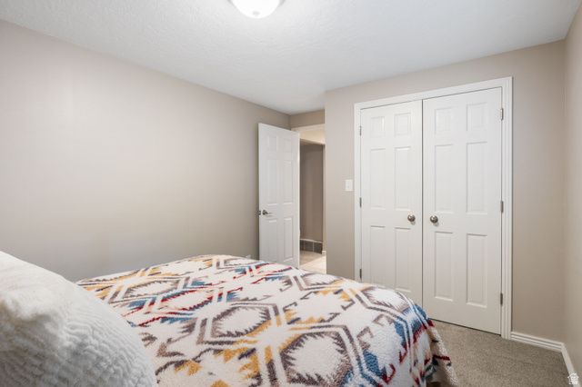 4049 E PROSPECTOR DR, Cottonwood Heights, UT 84121