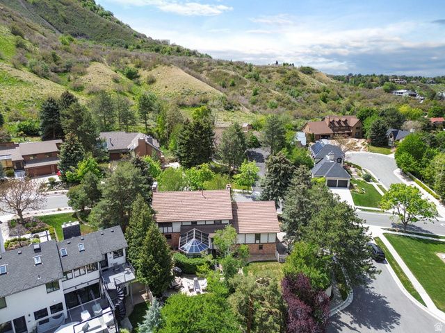 4049 E PROSPECTOR DR, Cottonwood Heights, UT 84121