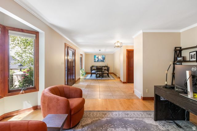 4049 E PROSPECTOR DR, Cottonwood Heights, UT 84121