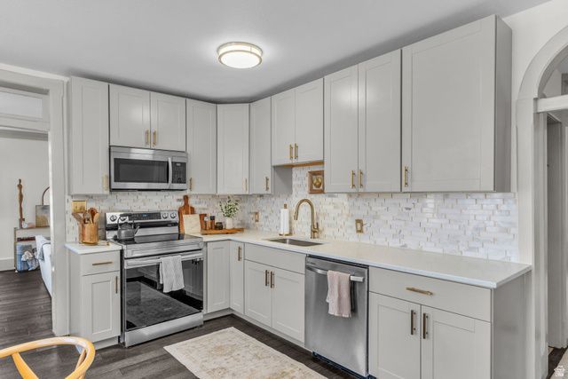 595 E 900 N, Lehi, UT 84043