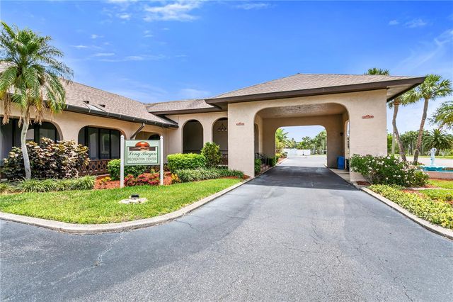 9950 62ND TERRACE N 216, St Petersburg, FL 33708