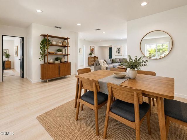 10332 Woodbridge Street, Toluca Lake, CA 91602