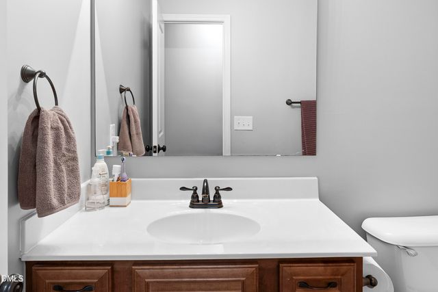 544 Asheford Way, Cameron, NC 28326