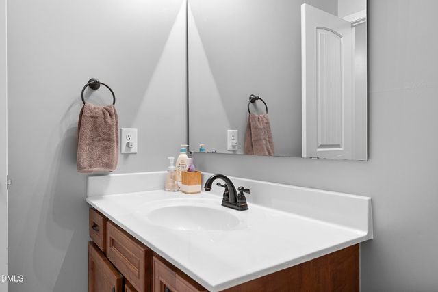 544 Asheford Way, Cameron, NC 28326