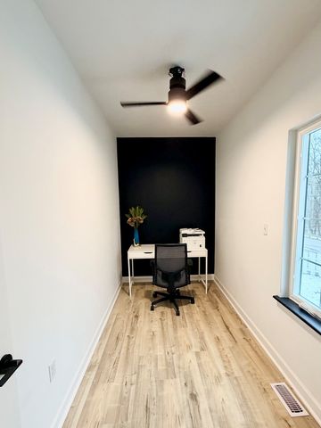 1480 Raymond Street Raymond Street, South Elgin, IL 60177