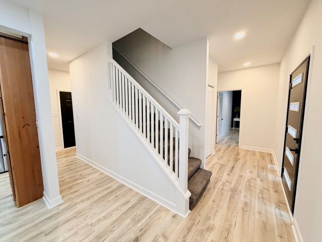 1480 Raymond Street Raymond Street, South Elgin, IL 60177