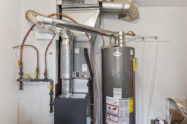 5929 Camden Avenue N, Brooklyn Center, MN 55430