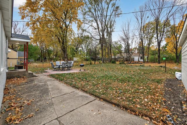 5929 Camden Avenue N, Brooklyn Center, MN 55430