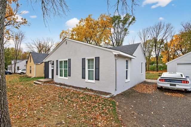 5929 Camden Avenue N, Brooklyn Center, MN 55430