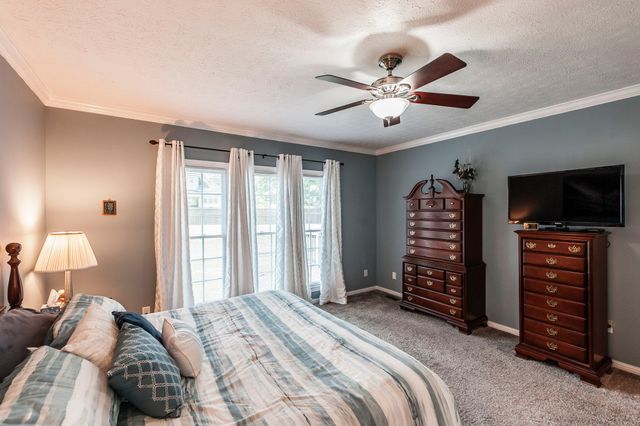 111 Highland Rdg, Hendersonville, TN 37075