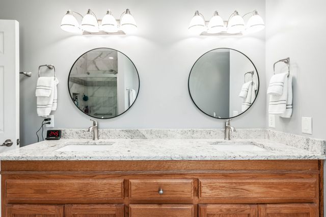 111 Highland Rdg, Hendersonville, TN 37075